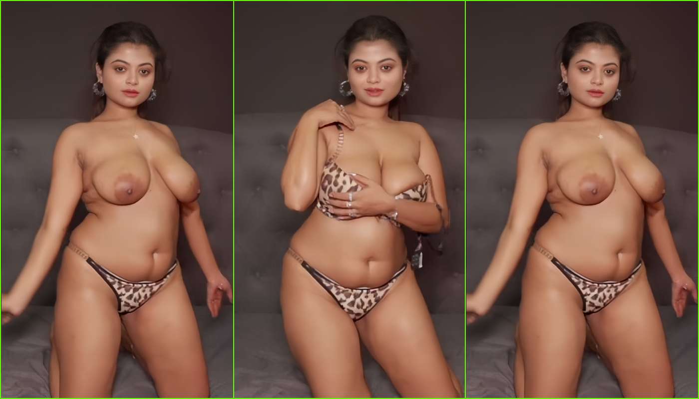 Webseries Actress Divya Mitra Solo Nude Show App Content